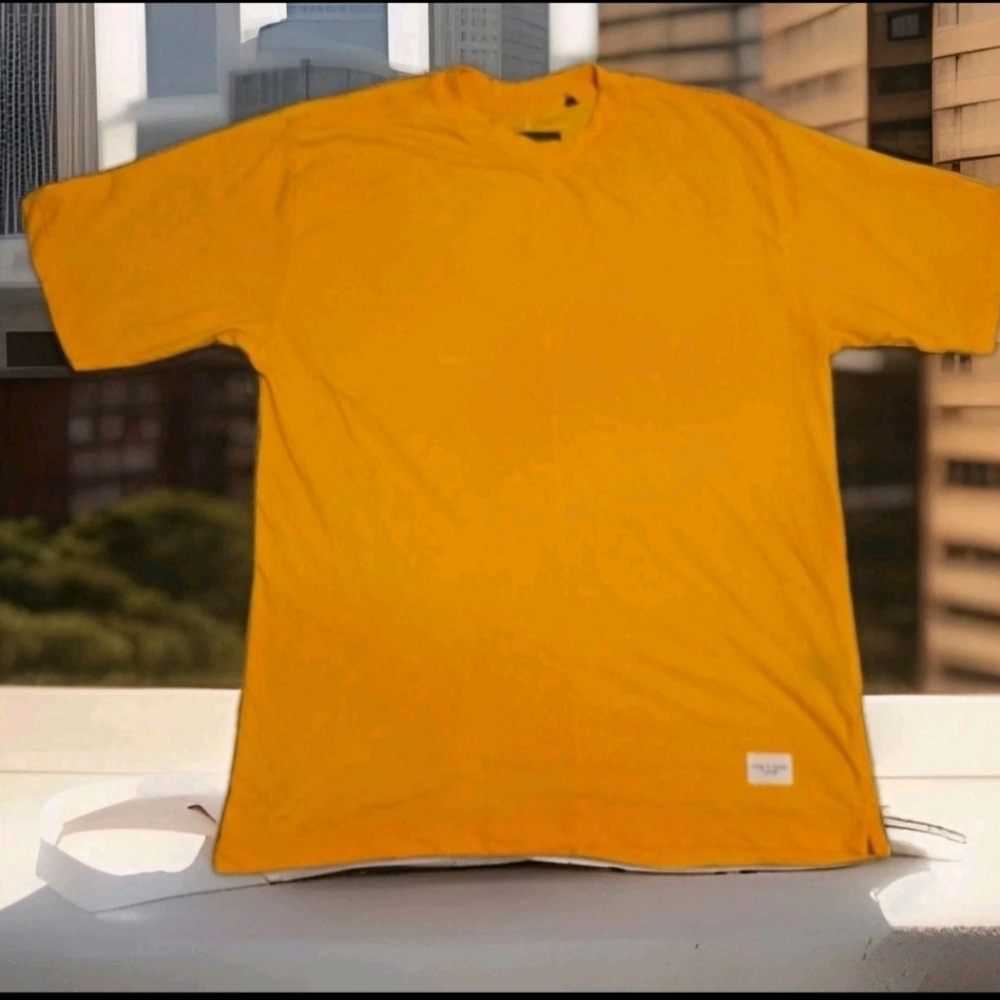 Pre-loved Mens Gold/ mustard yellow Rag&bone Short Sleeve Tee Sz S